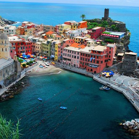 Luminoso Appartamento Vicino Alle Cinque Terre ลาสเปเซีย ภายนอก รูปภาพ