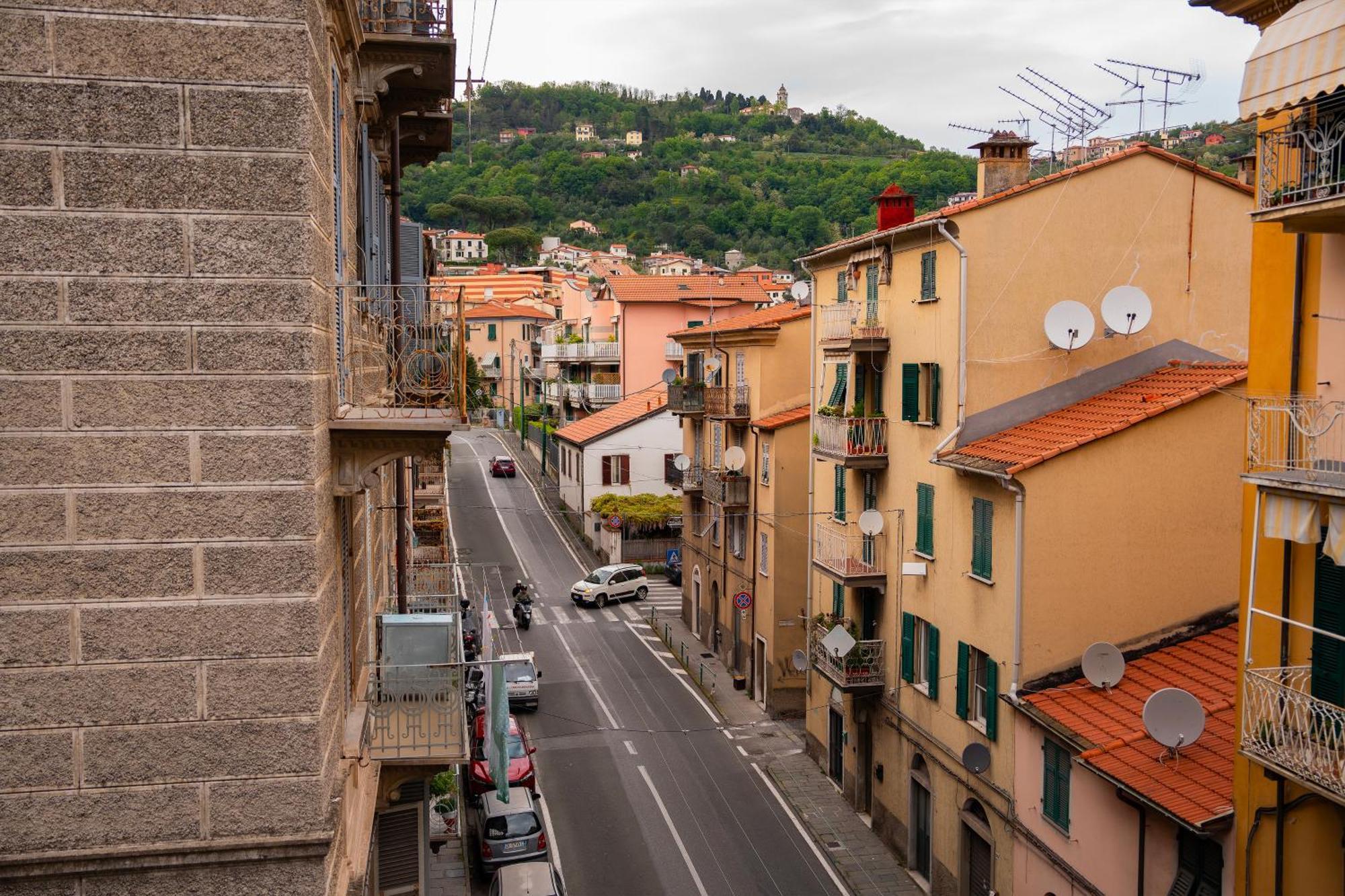 Luminoso Appartamento Vicino Alle Cinque Terre ลาสเปเซีย ภายนอก รูปภาพ